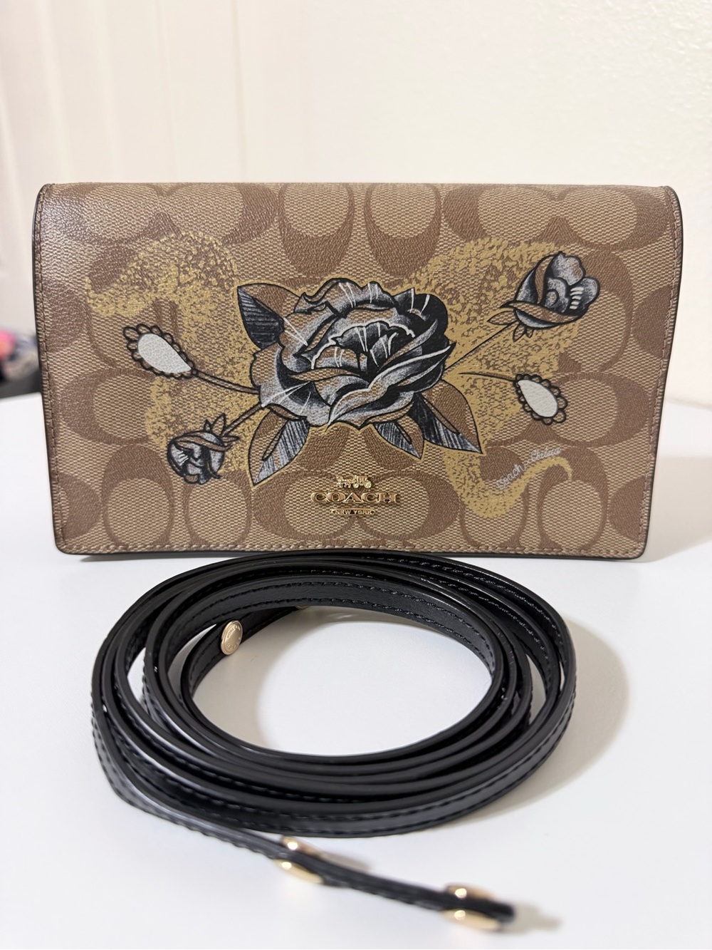Coach x Chelsea Champlain Animation Tattoo Glitter Rose Signature Black Wallet